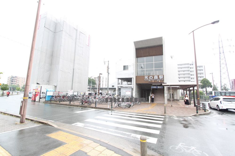 �y���Ӂz�@JR���̐X�w 401m