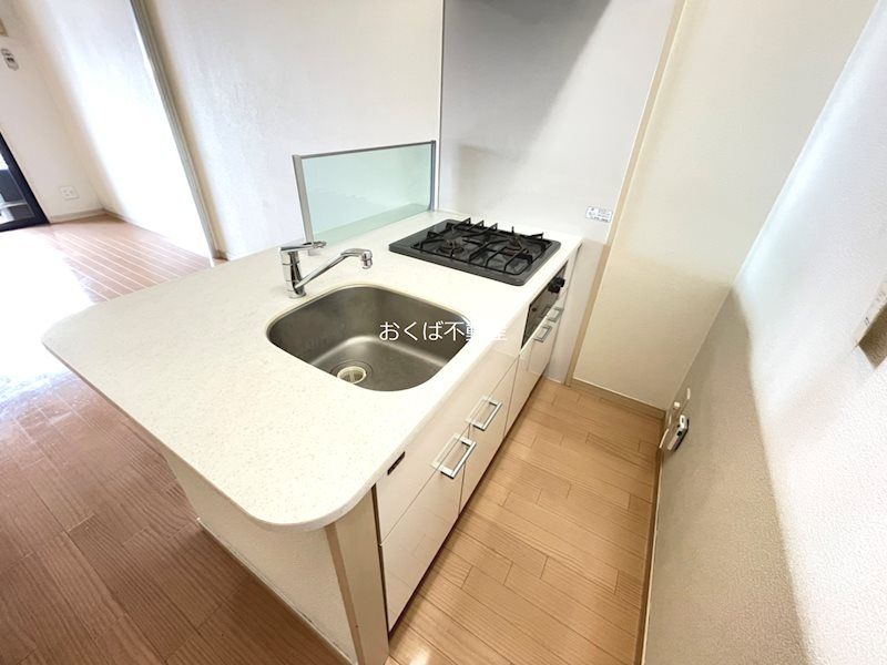 �y�L�b�`���z�@