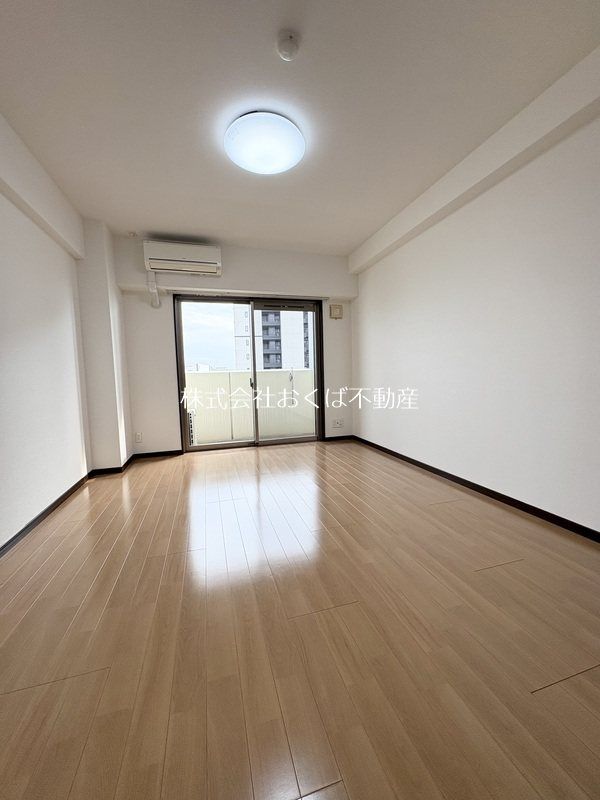 �y���ԁE���r���O�z�@