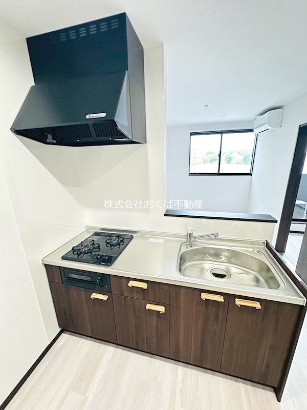 �y�L�b�`���z�@
