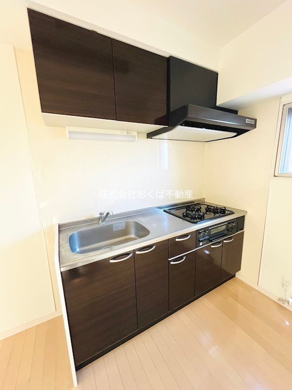 �y�L�b�`���z�@