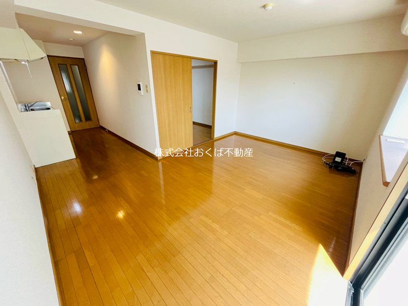 �y���ԁE���r���O�z�@