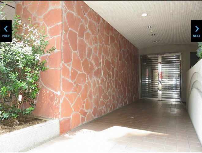 �y�G���g�����X�z�@