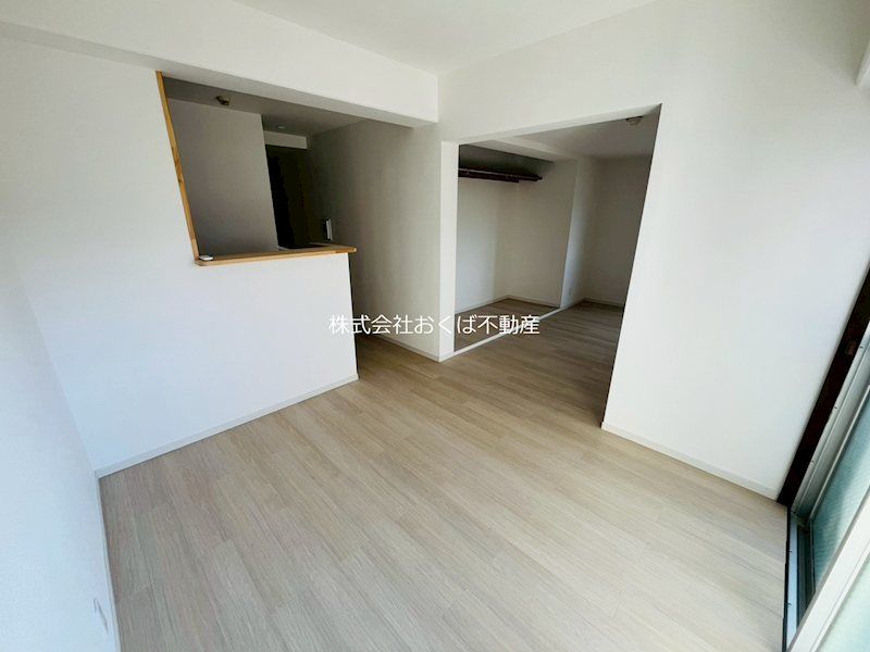 �y���ԁE���r���O�z�@