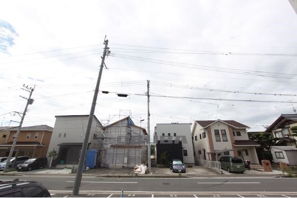 �y���]�z�@