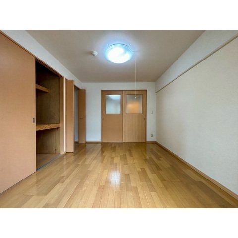 �y�Q���z�@
