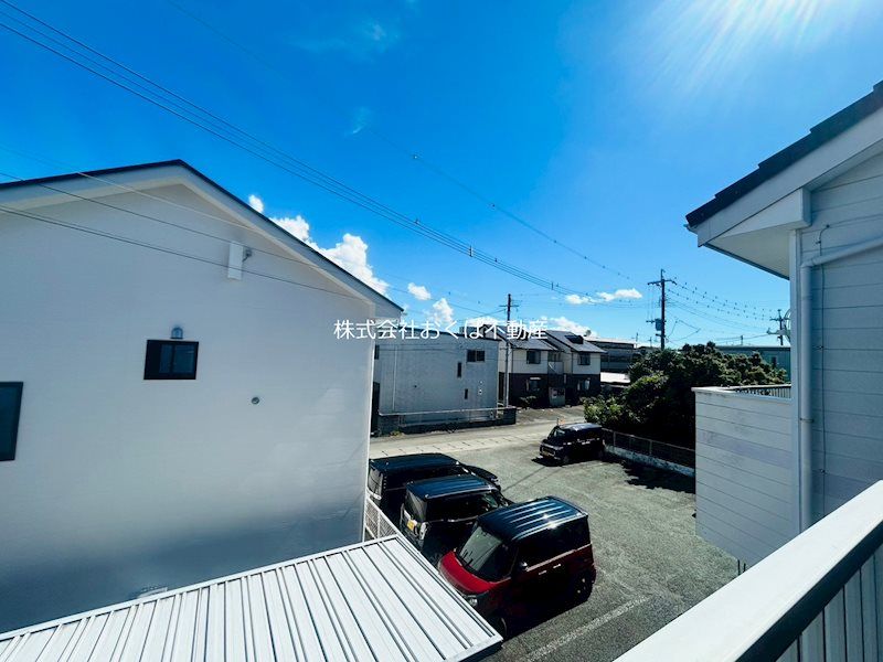 �y���]�z�@