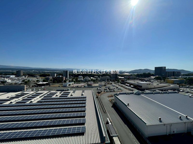 �y���]�z�@