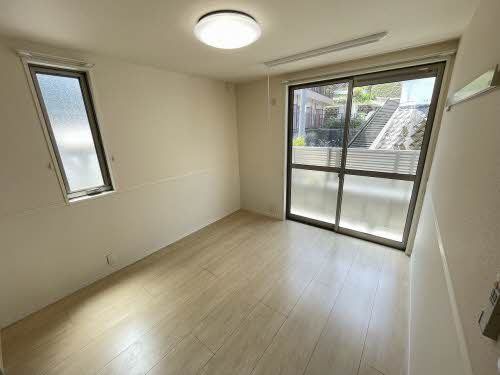 �y�Q���z�@