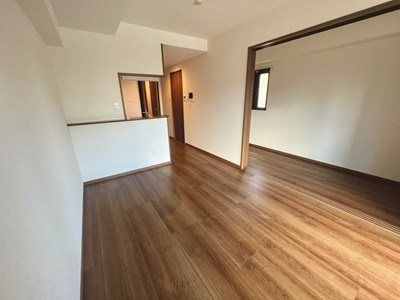 �y���ԁE���r���O�z�@