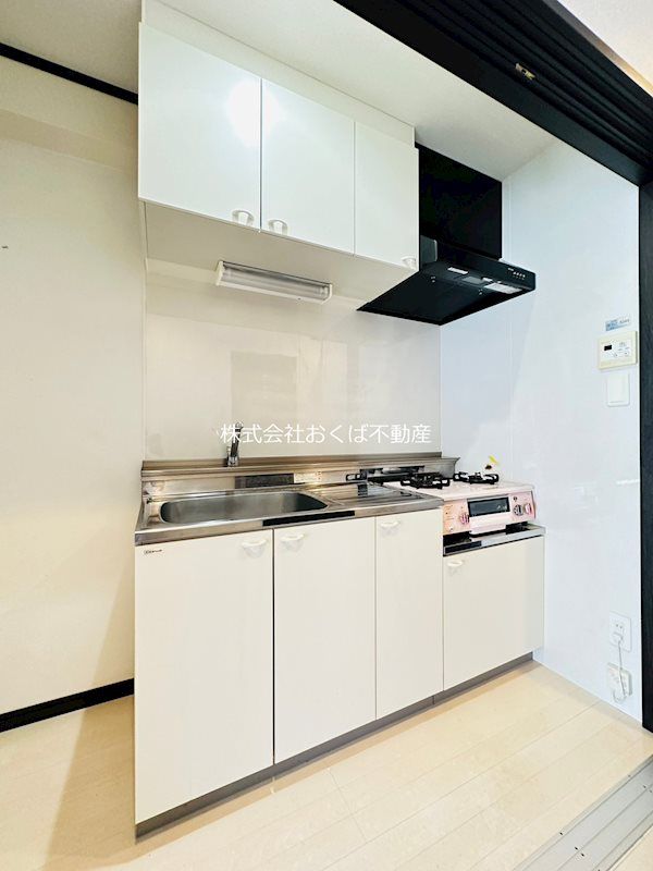 �y�L�b�`���z�@