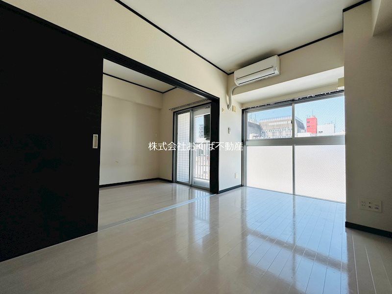 �y���ԁE���r���O�z�@