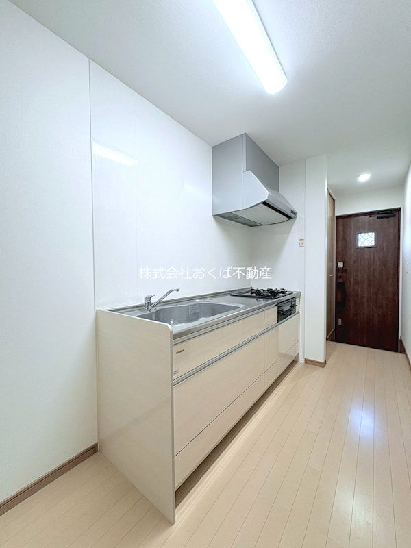 �y�L�b�`���z�@