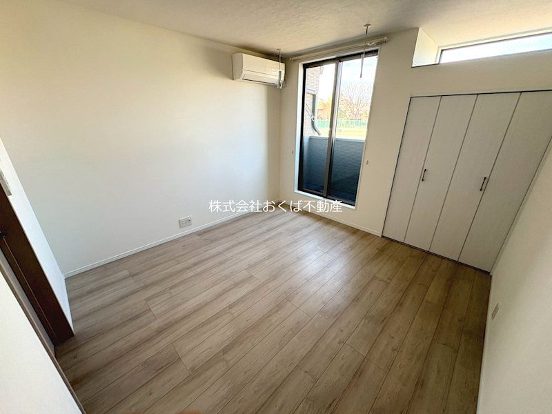 �y���ԁE���r���O�z�@