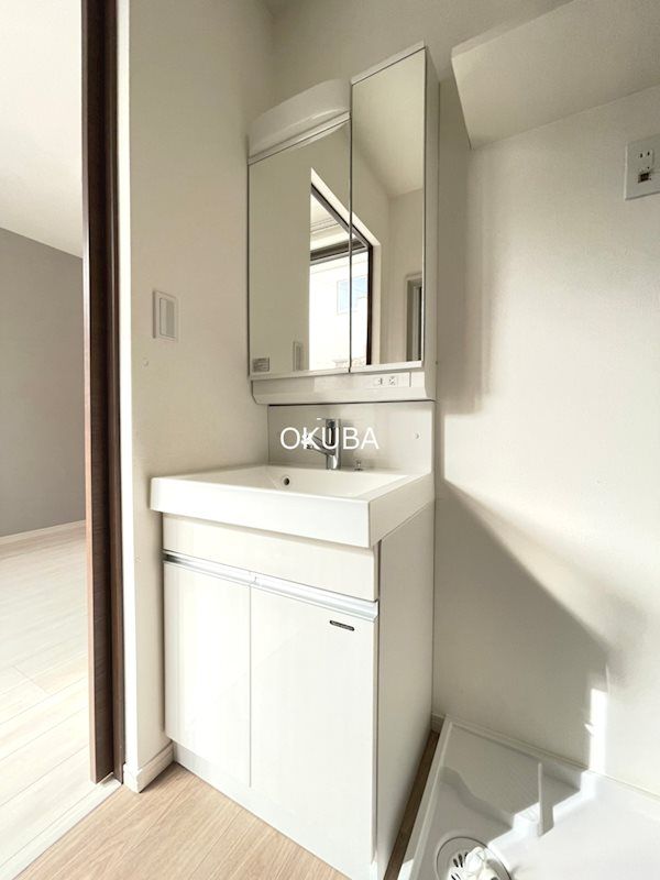 �y���ʏ��z�@