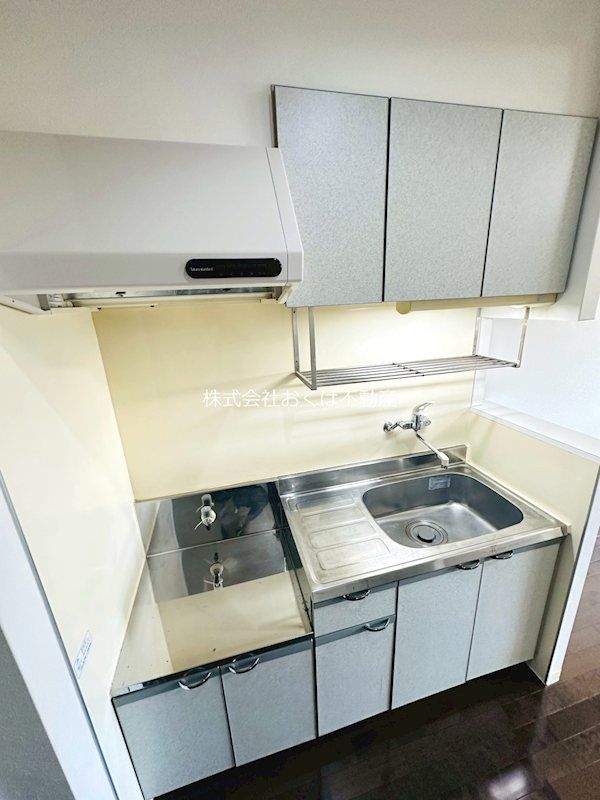 �y�L�b�`���z�@