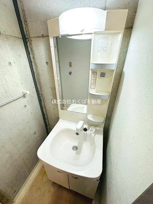 �y���ʏ��z�@