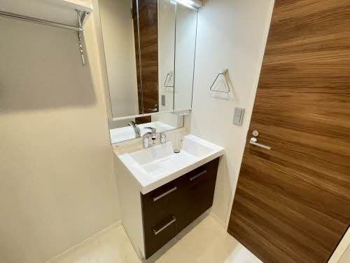 �y���ʏ��z�@