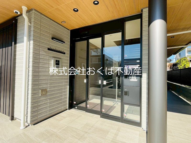 �y�G���g�����X�z�@